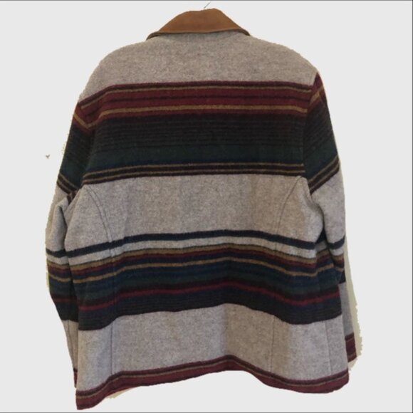 Vintage Woolrich Southwestern Striped Blanket Chore Coat with Pockets - Picture 2 of 5